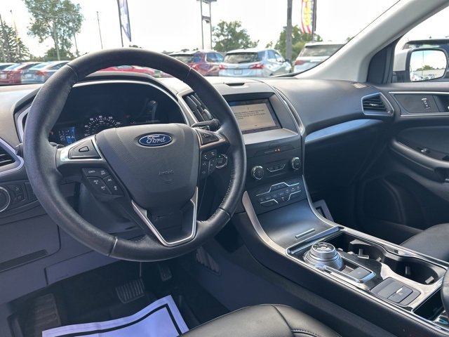 2019 Ford Edge SEL photo 31