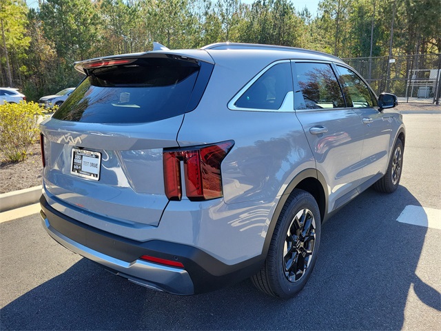 2026 Kia Sorento S photo 2