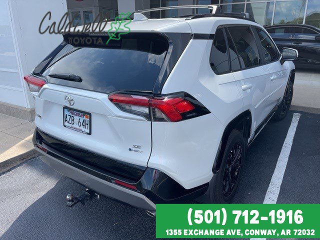 2025 Toyota RAV4 Hybrid SE photo 3