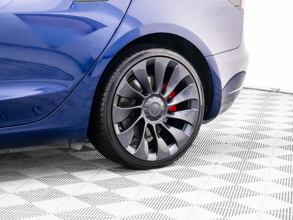 2023 Tesla Model 3 Performance photo 30