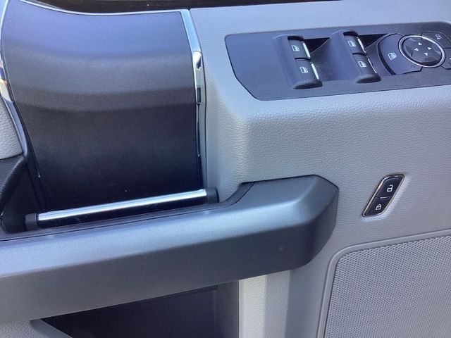 2018 Ford F-150 XLT photo 42