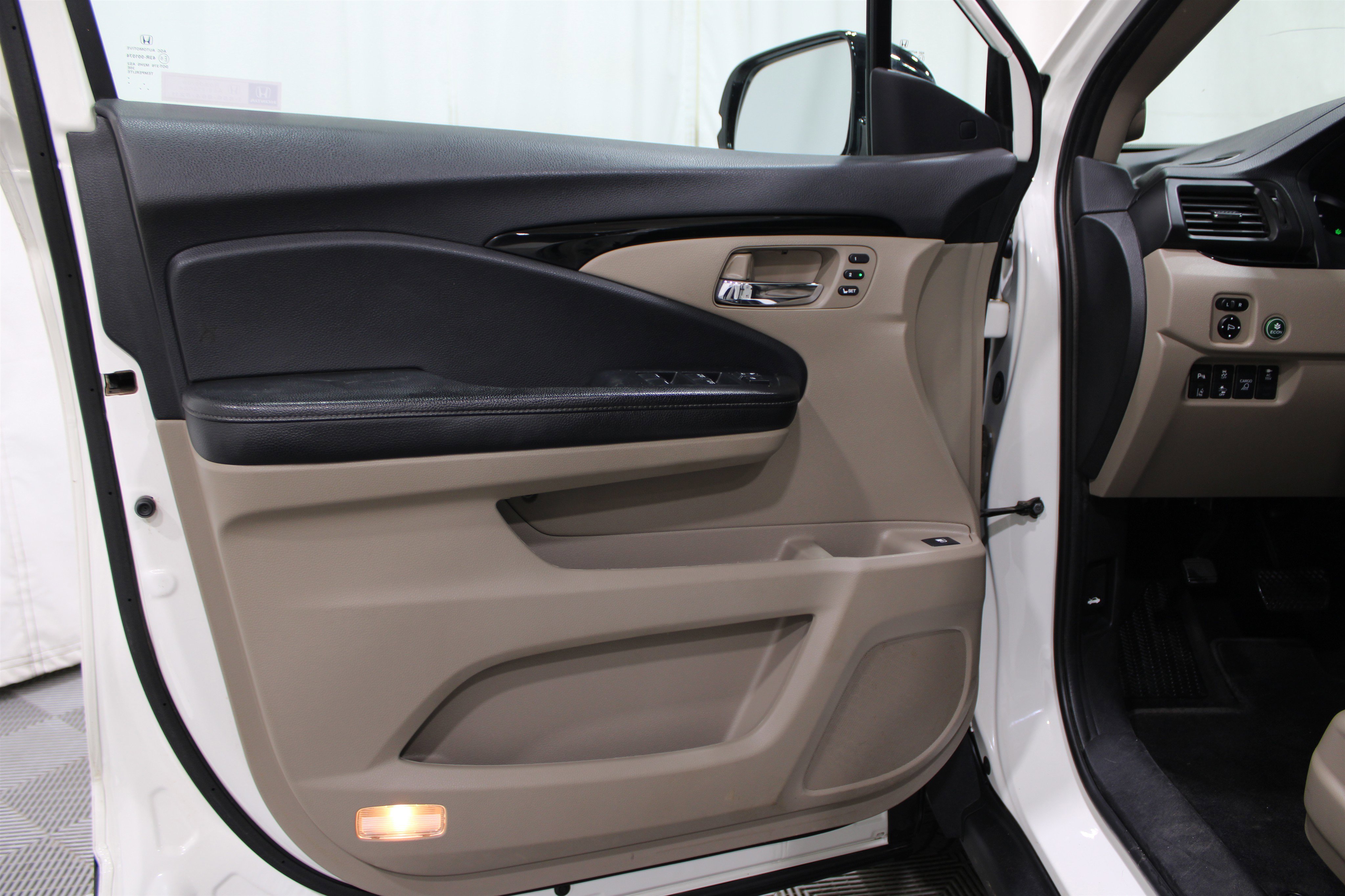 2019 Honda Ridgeline RTL-E photo 5