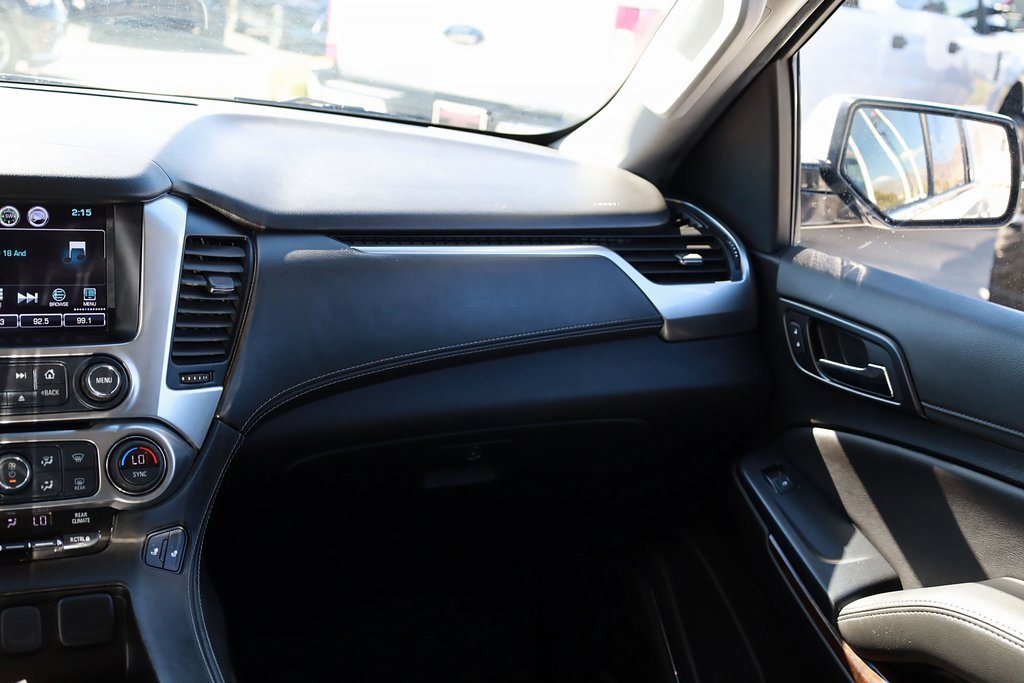 2019 Chevrolet Suburban LT photo 22