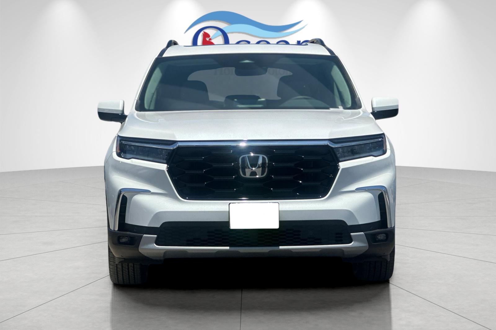2025 Honda Pilot Touring photo 5