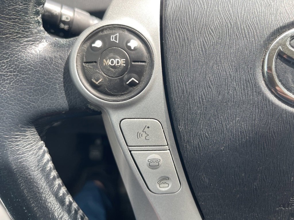 2011 Toyota Prius V photo 17