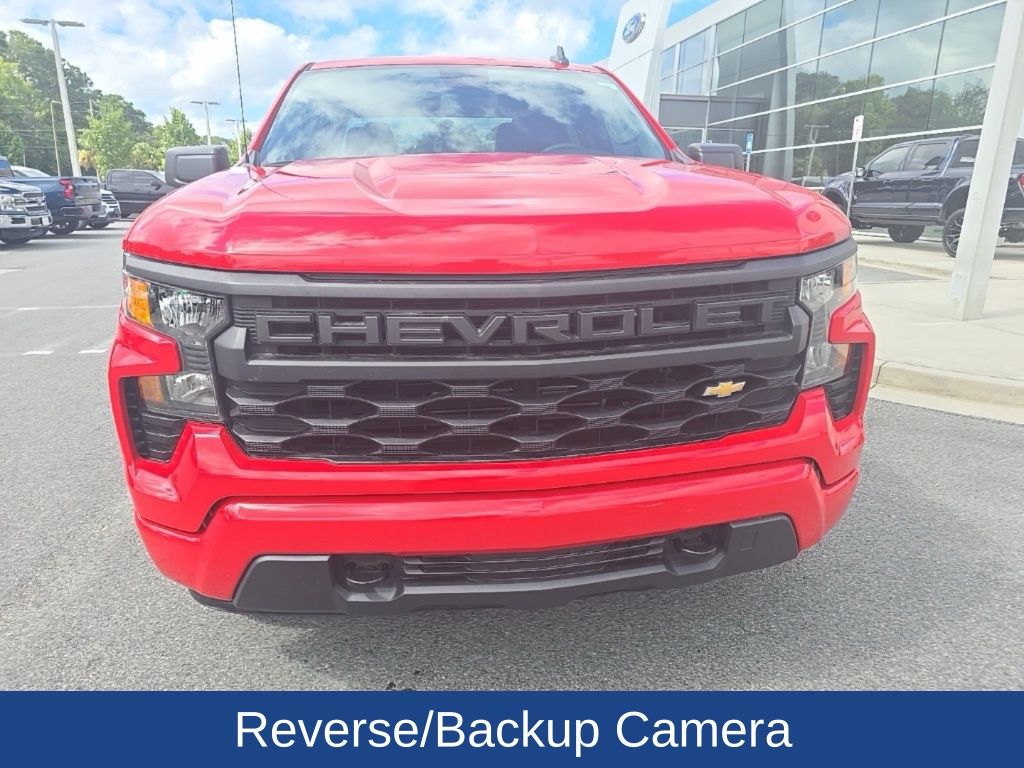 2022 Chevrolet Silverado 1500 Custom photo 2