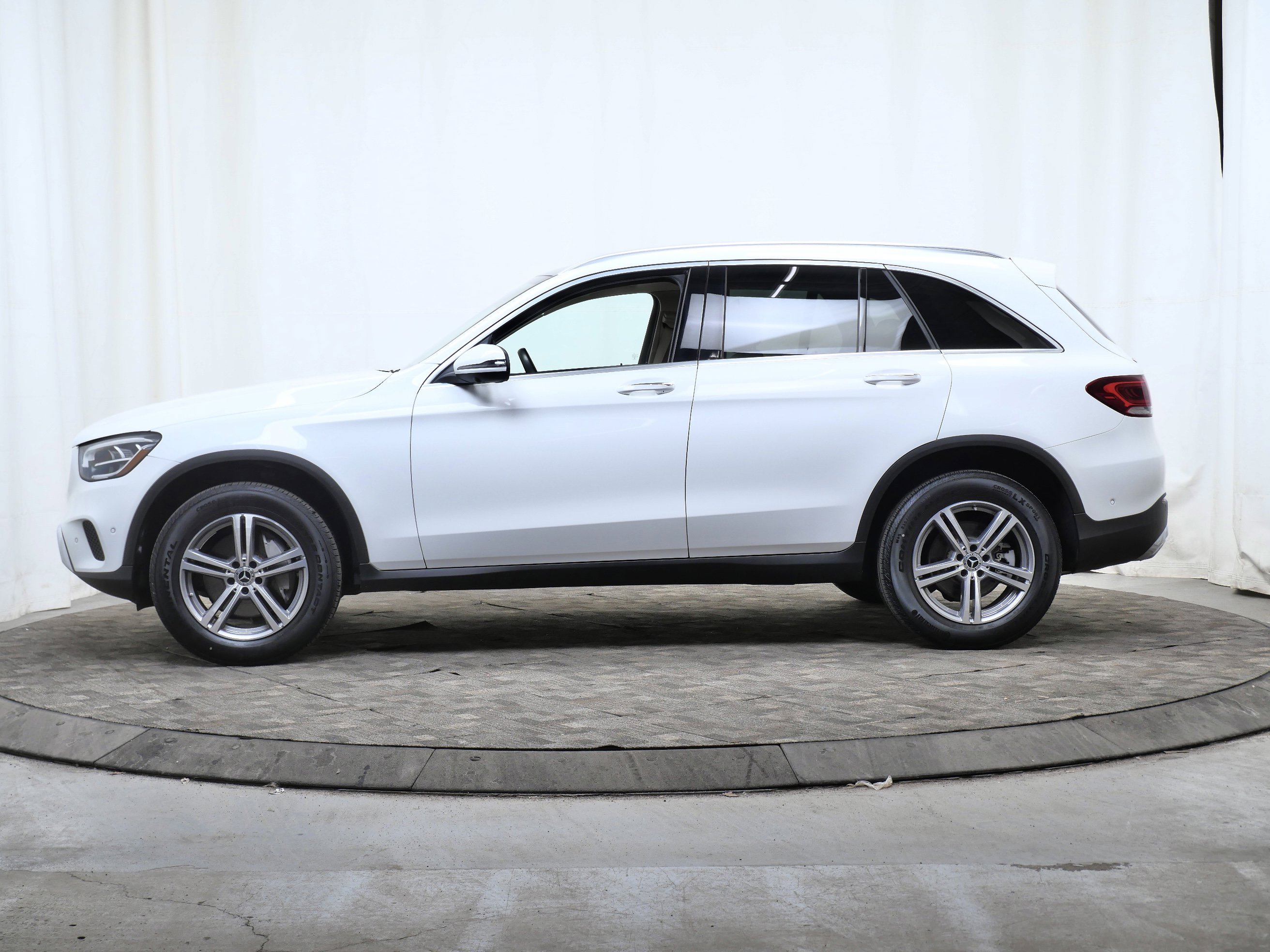 Used 2022 Mercedes-Benz GLC GLC300 with VIN W1N0G8EB2NG017295 for sale in Minneapolis, Minnesota