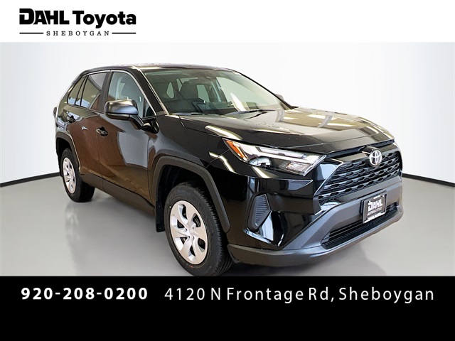 2025 Toyota RAV4 LE's photo