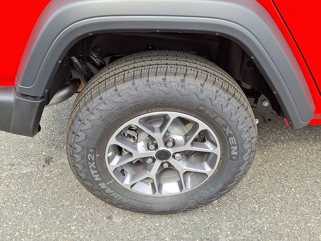 2025 Jeep Wrangler Sport S photo 4