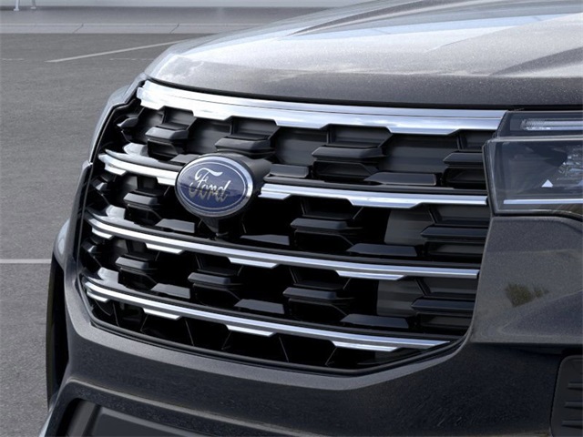 2025 Ford Explorer photo 13