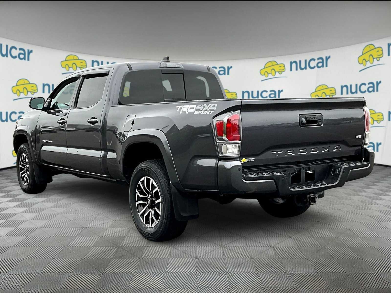 2023 Toyota Tacoma TRD Sport 4x4 photo 4