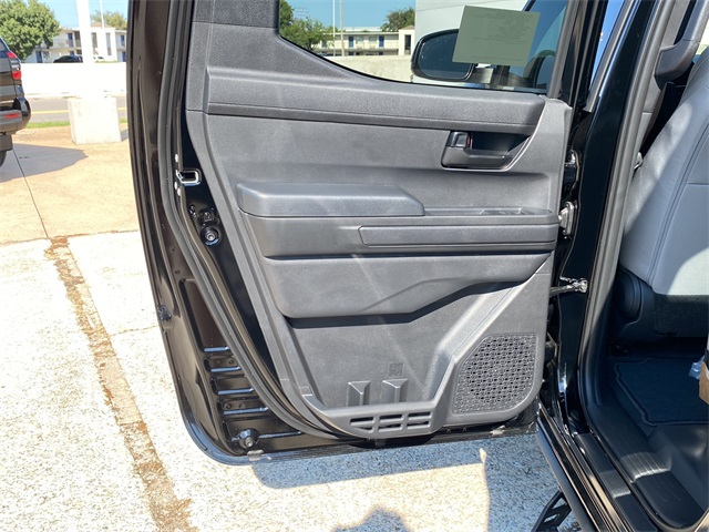 2025 Toyota Tacoma SR5 4x4 Double Cab photo 12