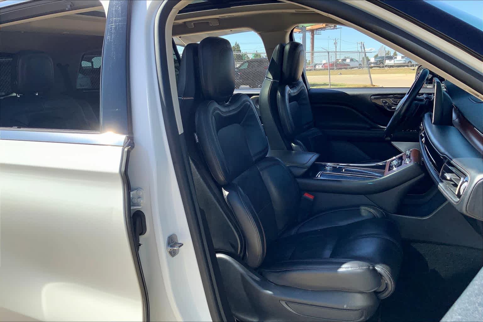 2020 Lincoln Aviator Reserve photo 8