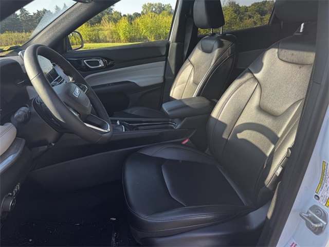 2024 Jeep Compass Limited photo 20