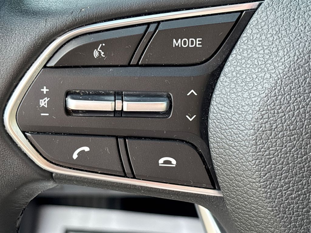 2020 Hyundai Santa Fe Limited photo 30