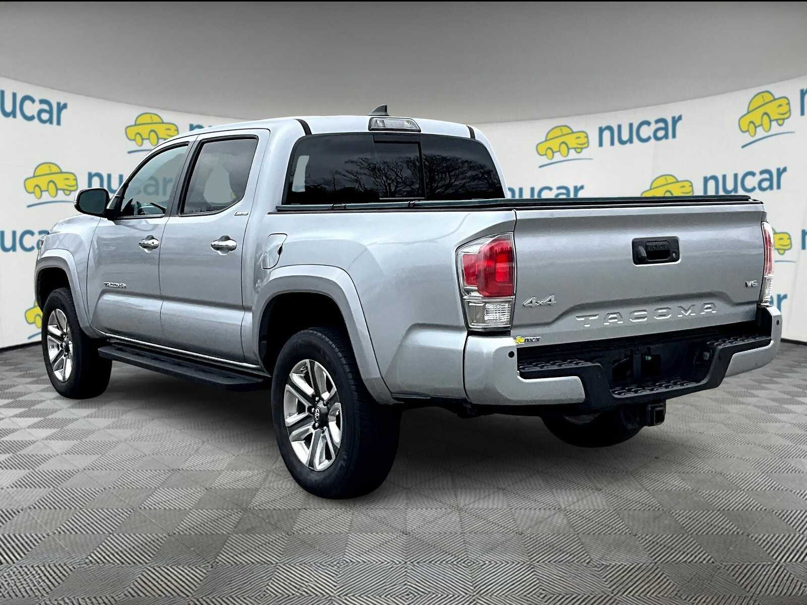 2018 Toyota Tacoma Limited photo 4