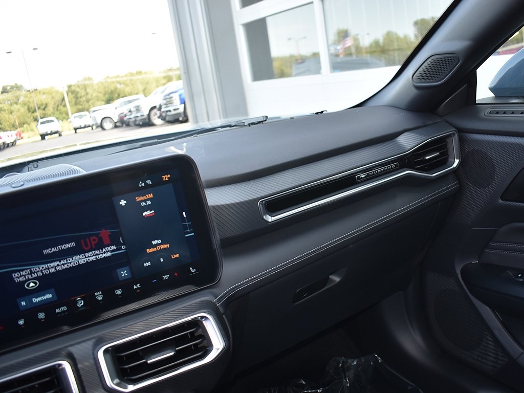 2025 Ford Mustang GT Premium photo 17