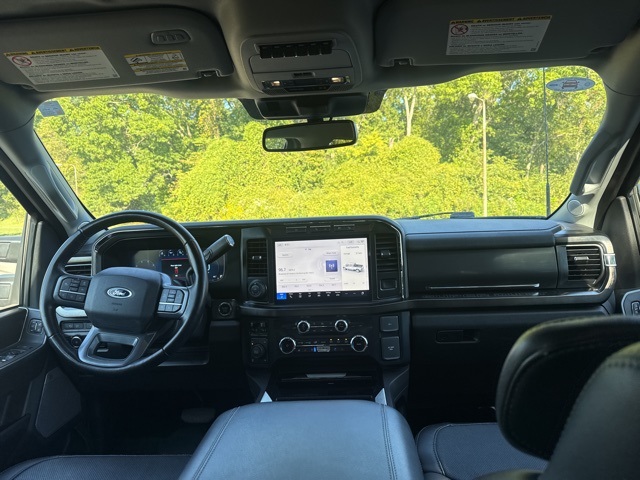 2023 Ford F-250 photo 12