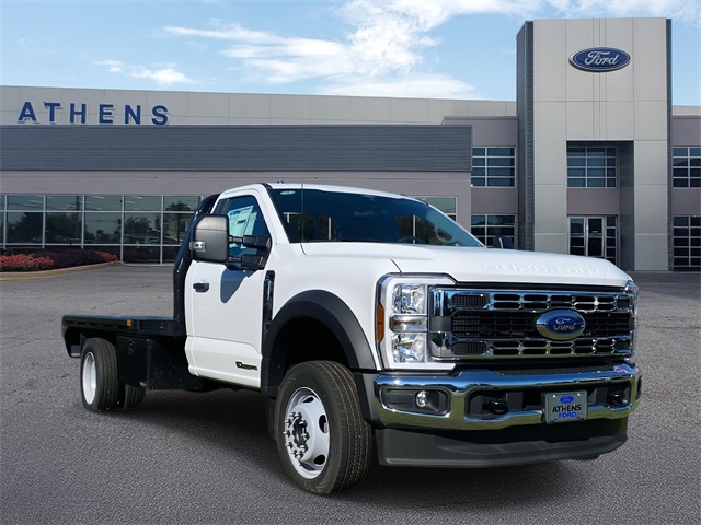2025 Ford F-550 Super Duty Chassis Cab XL's photo