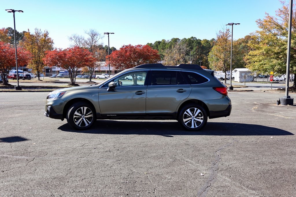 2018 Subaru Outback 2.5i photo 3