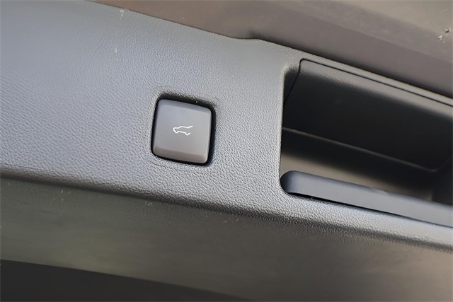 2022 Ford Escape SE photo 4