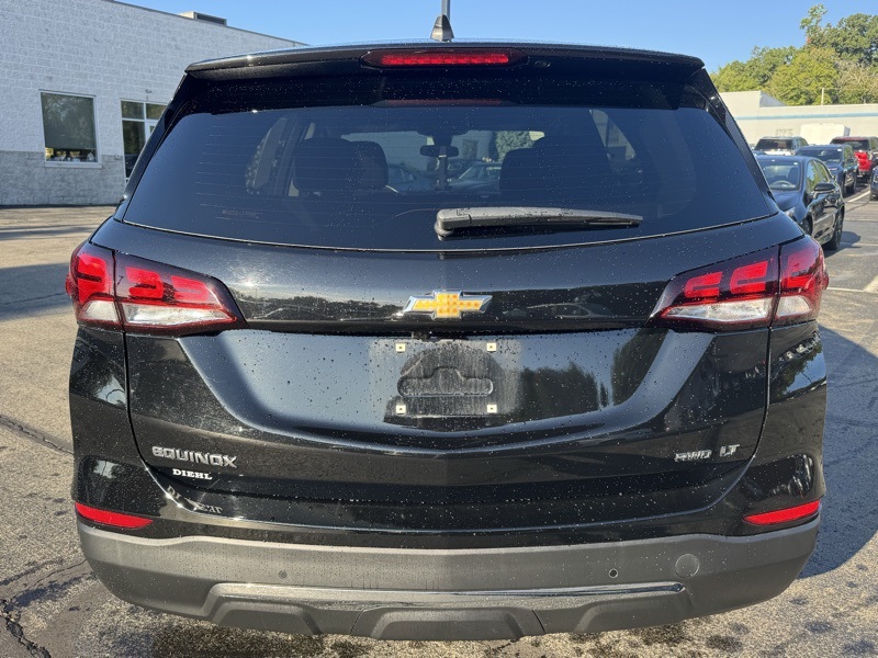 2022 Chevrolet Equinox LT photo 4