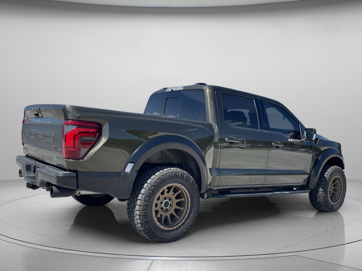 2025 Ford F-150 Raptor photo 3