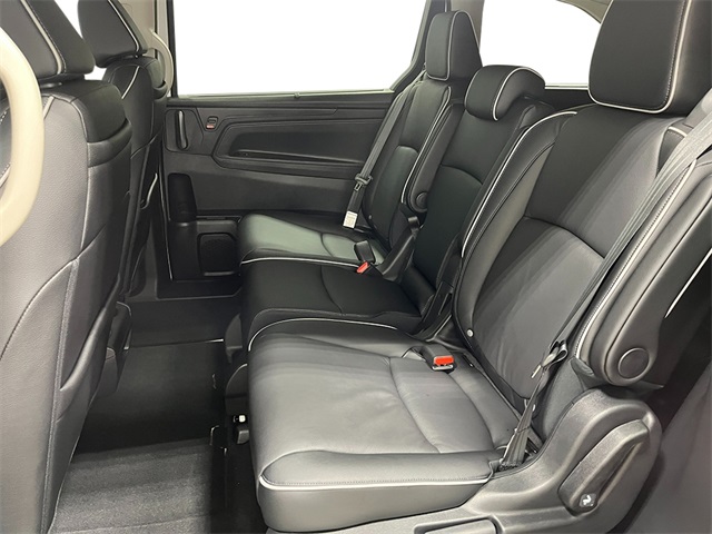 2026 Honda Odyssey Touring photo 22
