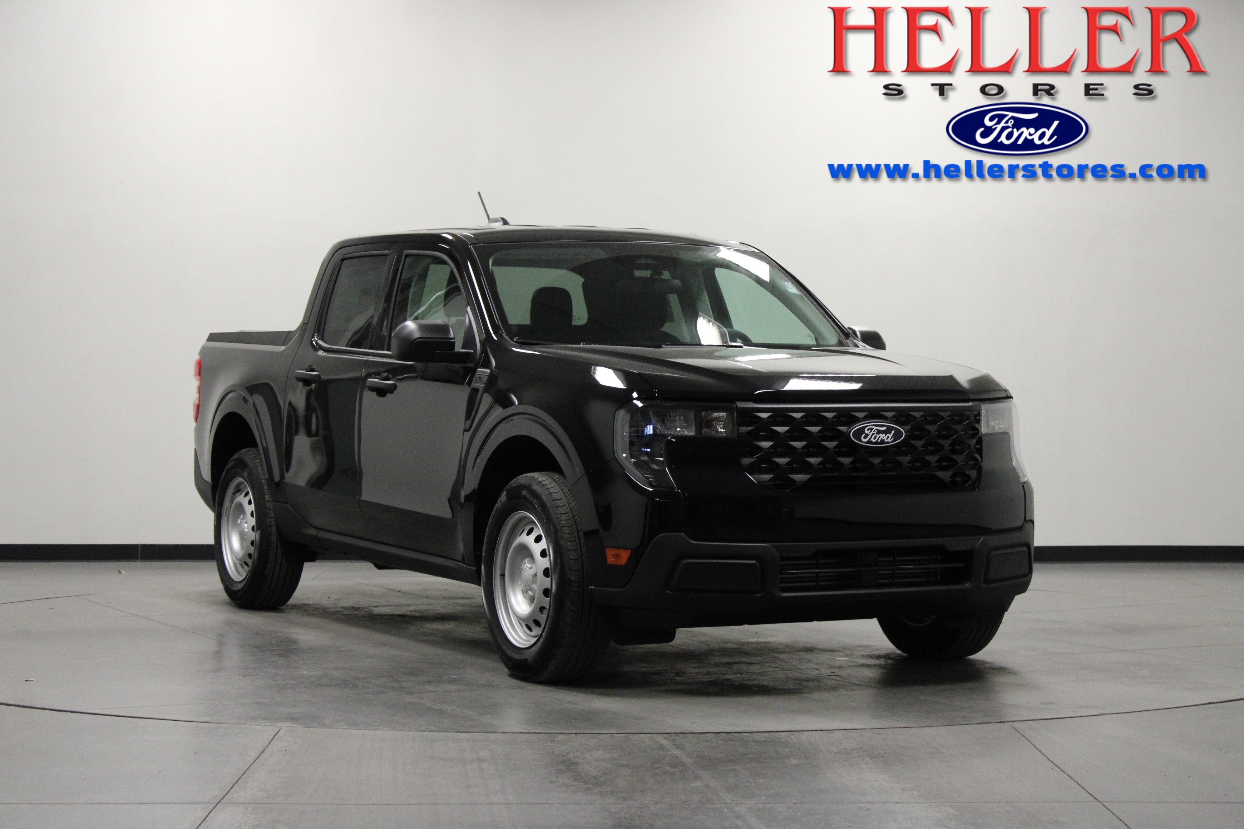 2025 Ford Maverick XL's photo