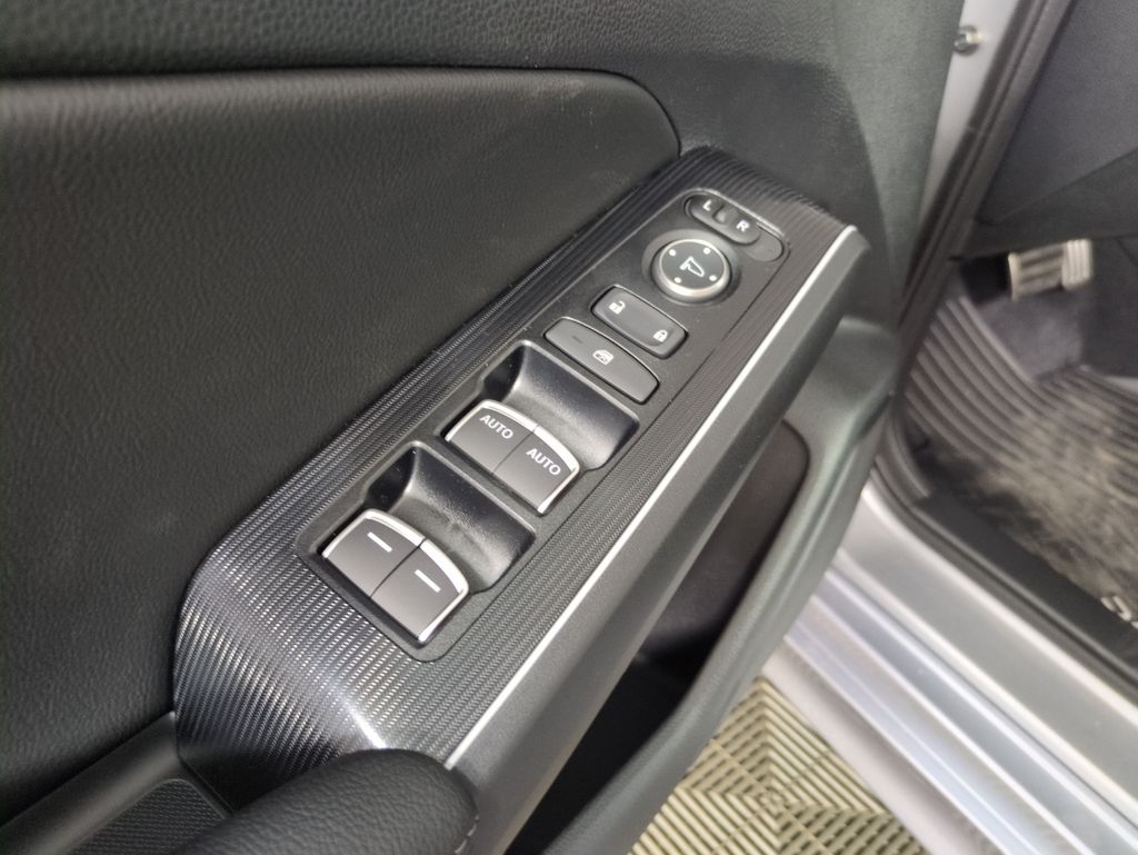 2026 Honda Civic Hybrid Sport Touring photo 11