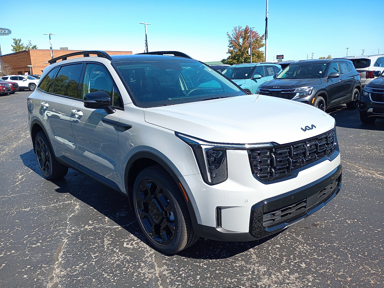 2026 Kia Sorento X-Line EX's photo