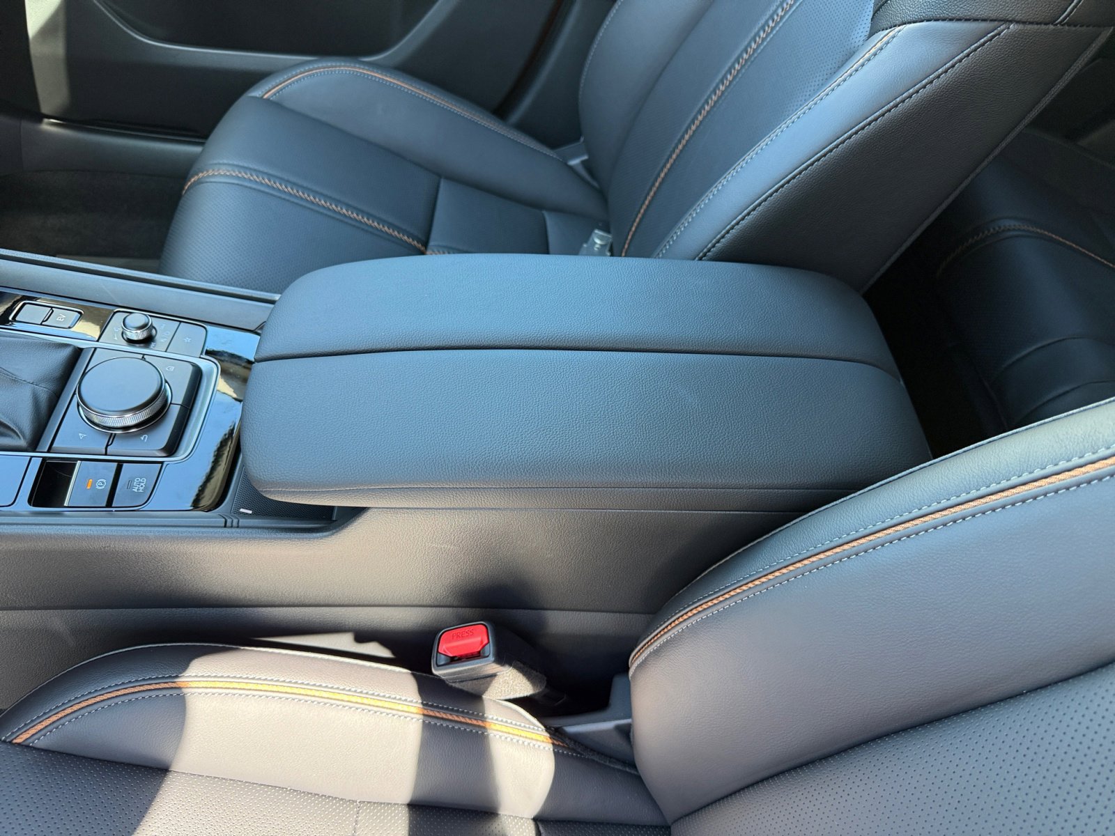 2025 Mazda CX-50 Premium photo 14