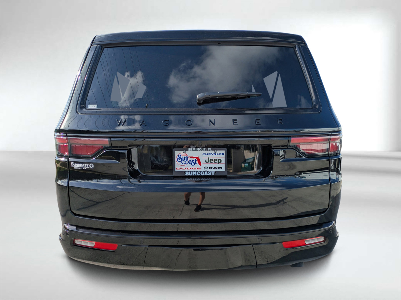 2025 Jeep Wagoneer L Series II photo 4