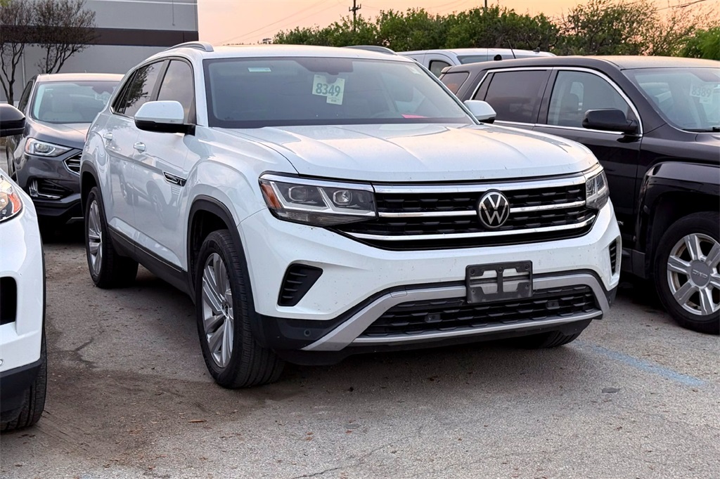 2020 Volkswagen Atlas Cross Sport SE w/Tech's photo