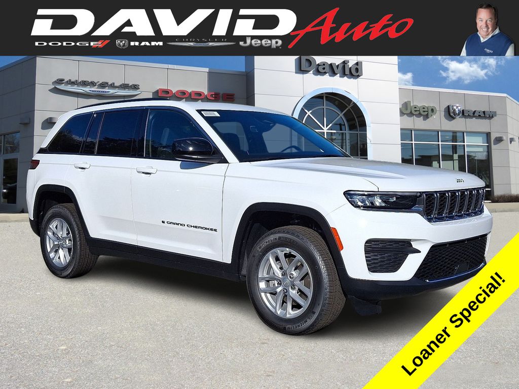 2025 Jeep Grand Cherokee Laredo's photo