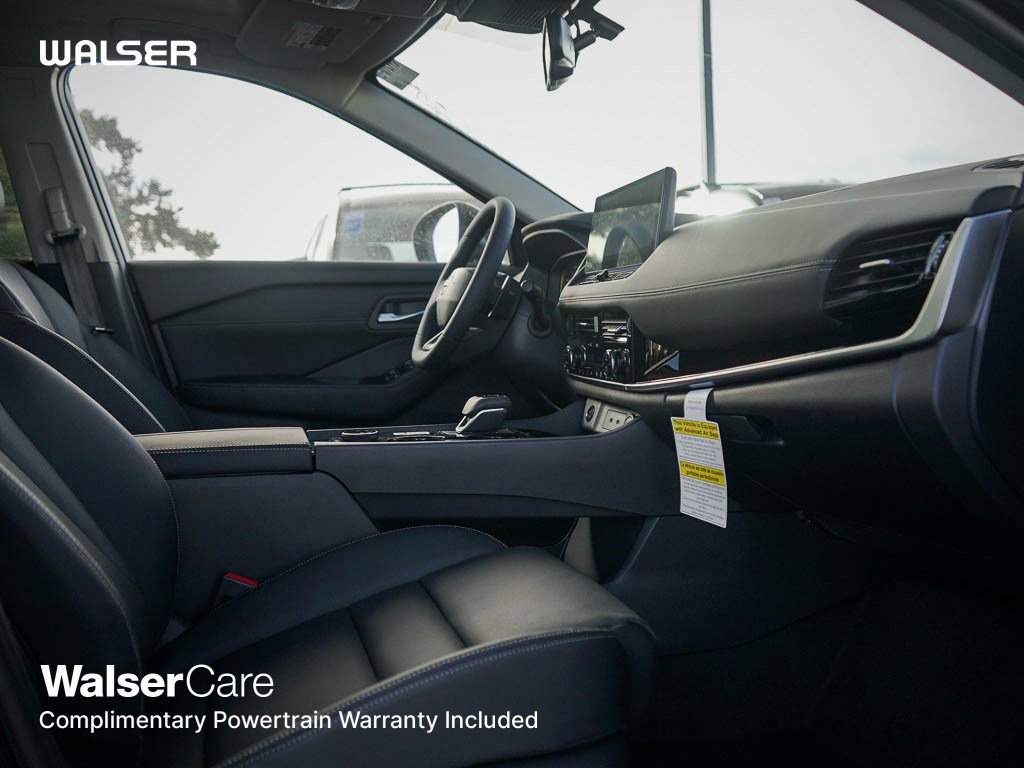 2025 Nissan Rogue SL photo 10