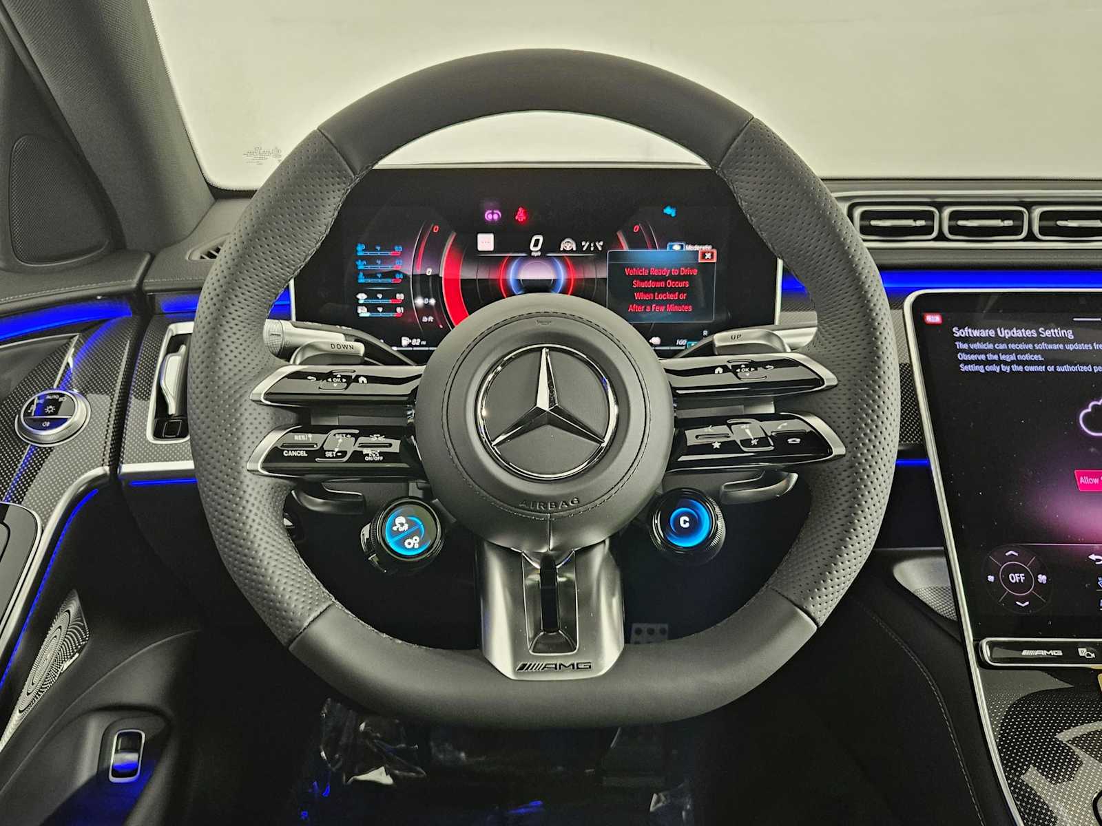 2025 Mercedes Benz S AMG 63 e 4MATIC photo 22