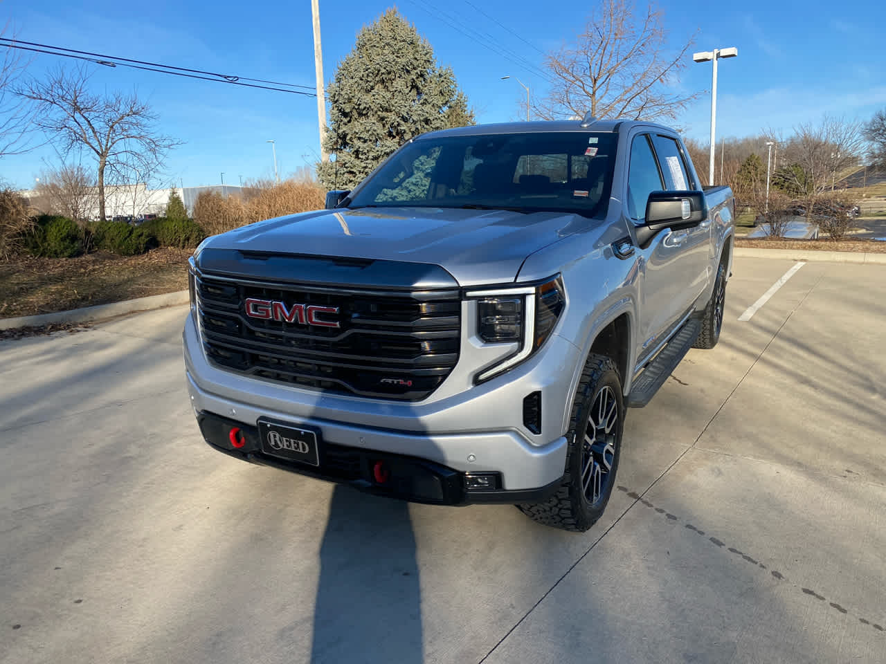 Used 2022 GMC Sierra 1500 AT4 with VIN 3GTUUEET7NG544195 for sale in Kansas City