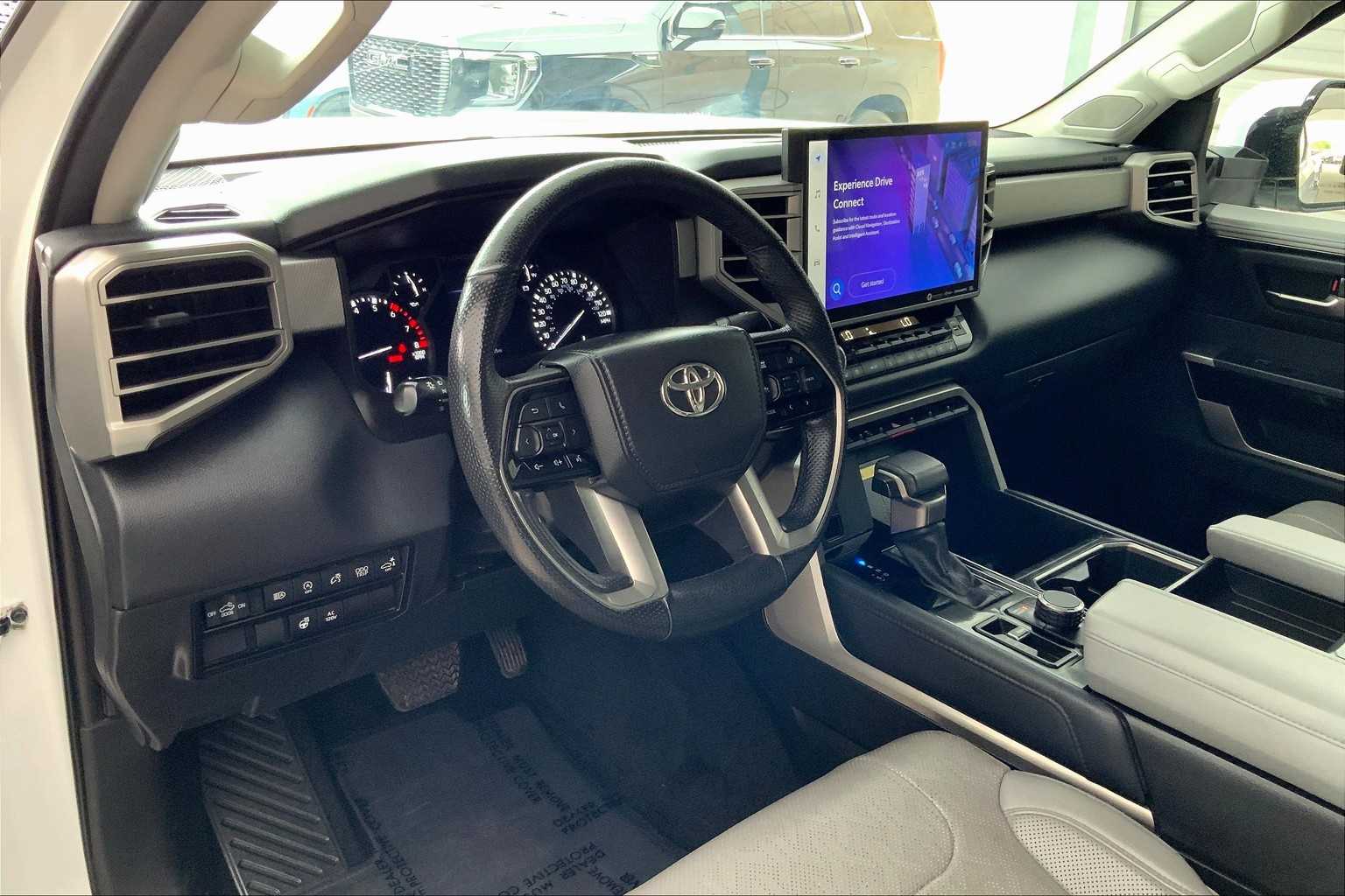2023 Toyota Tundra Limited CrewMax photo 15