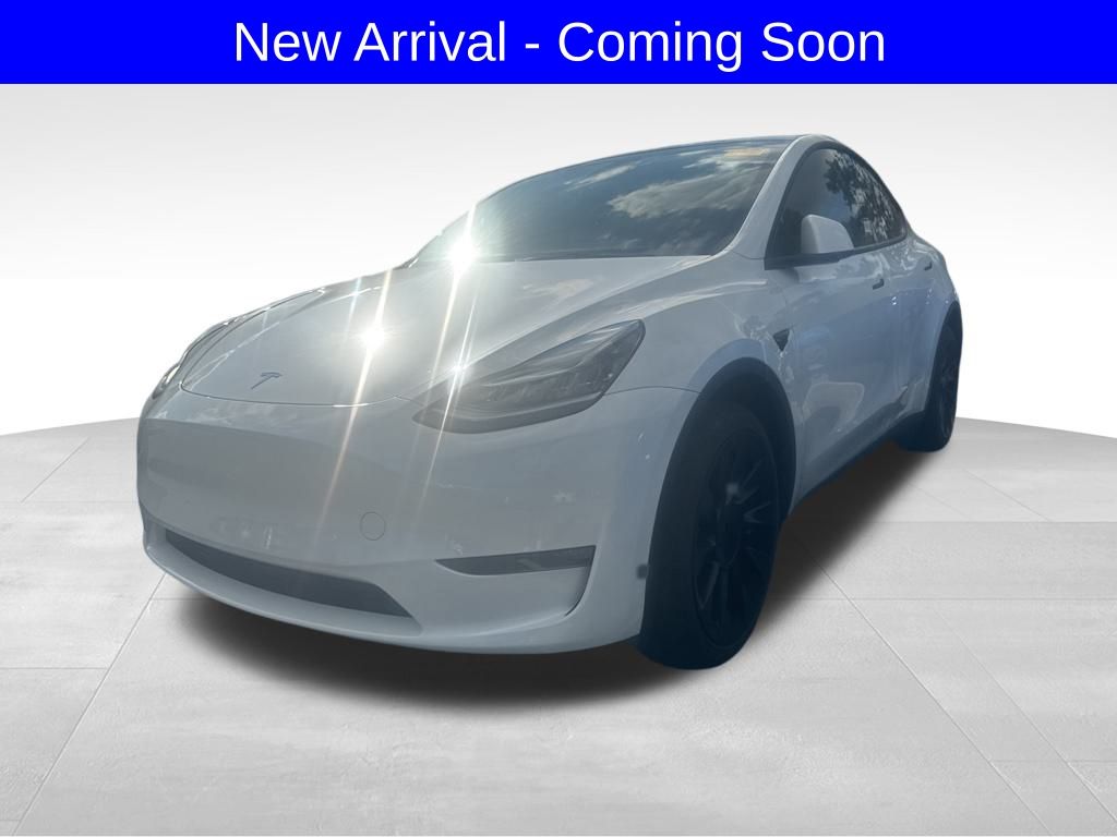 2023 Tesla Model Y Long Range's photo