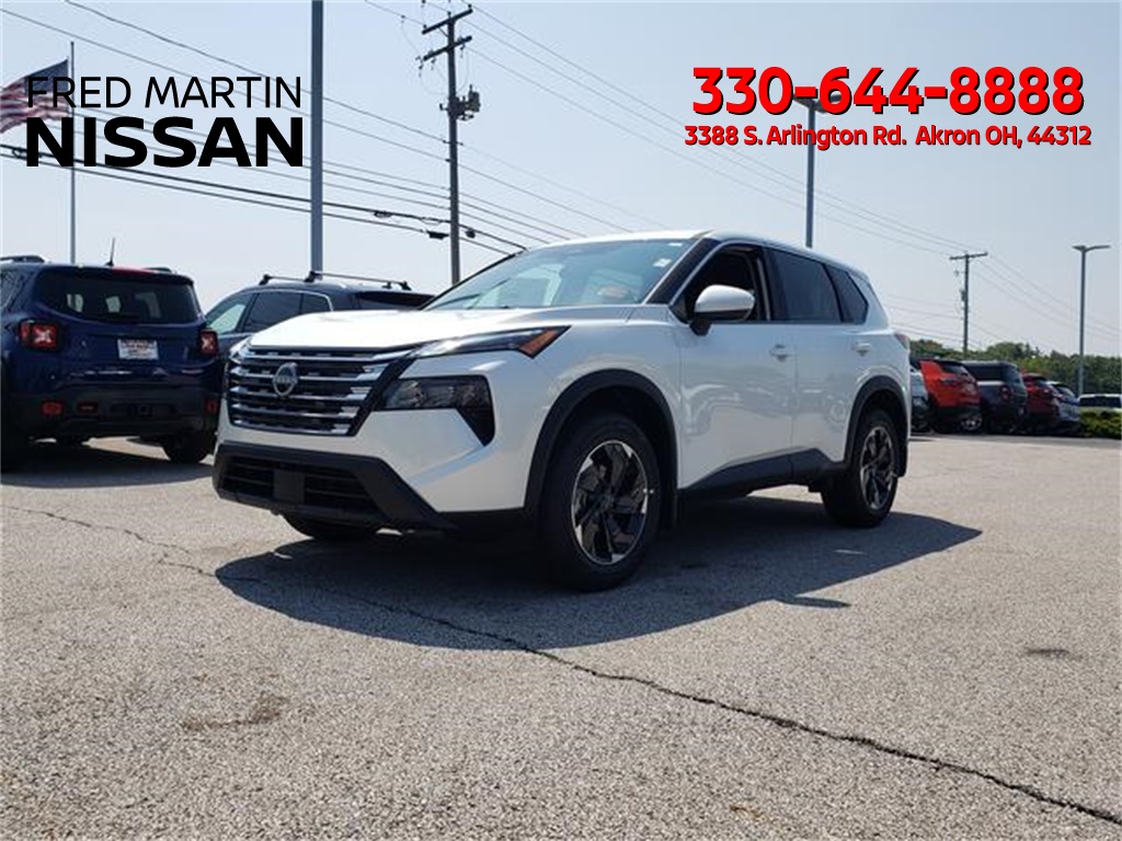 2025 Nissan Rogue SV photo 2