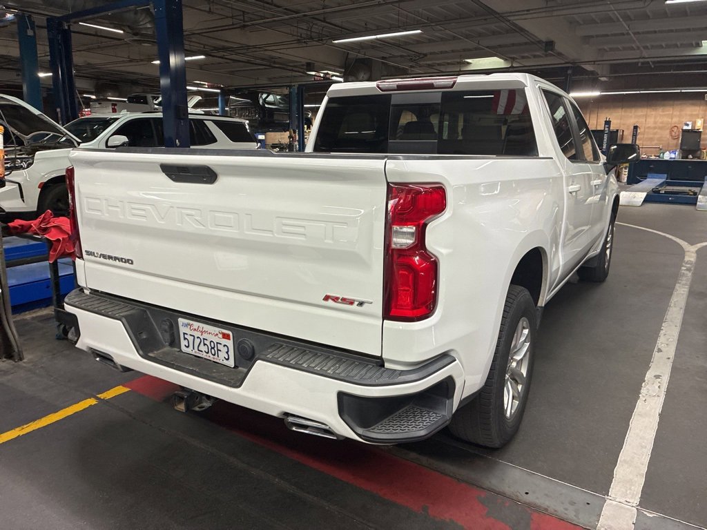 2021 Chevrolet Silverado 1500 RST photo 2
