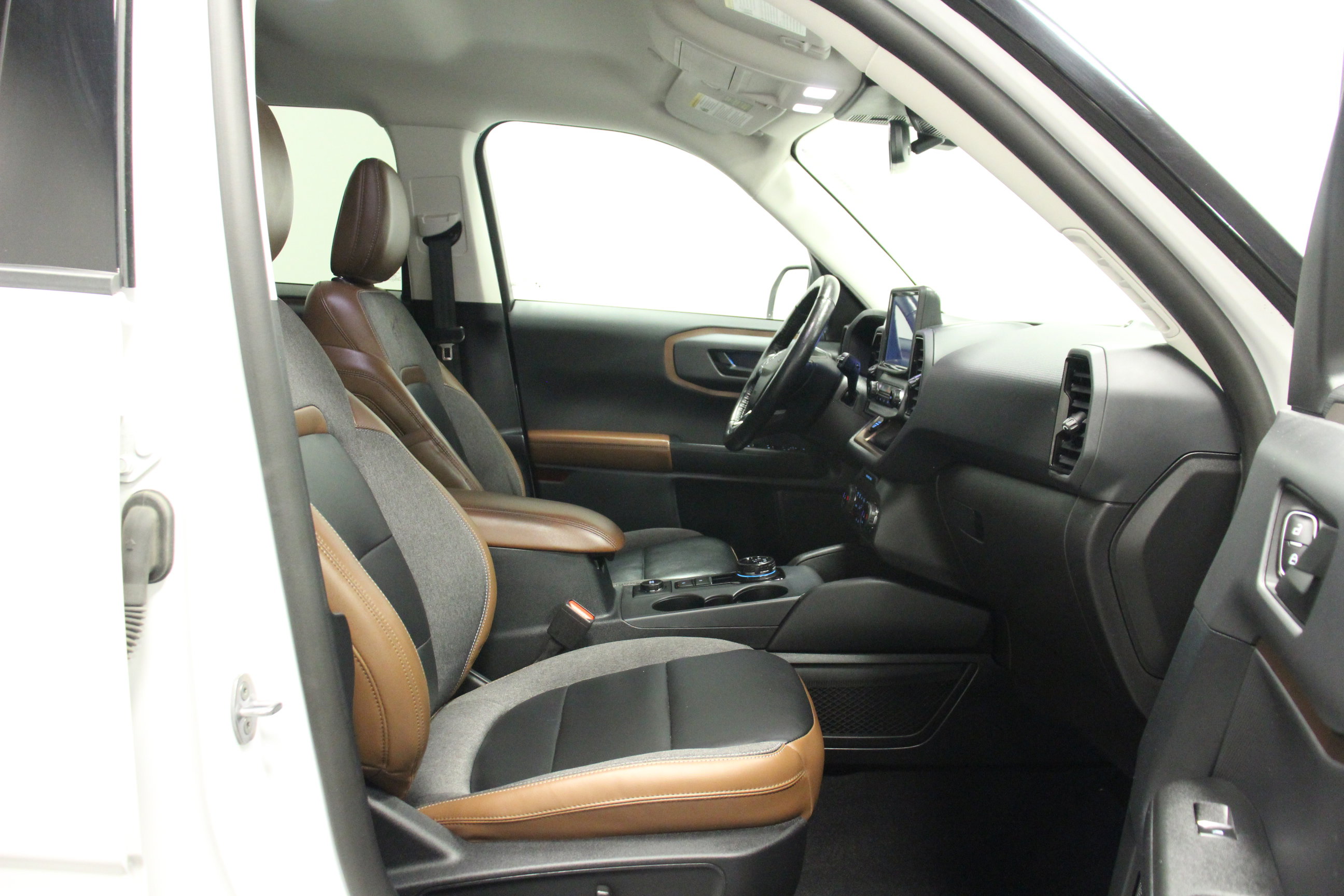 2023 Ford Bronco Sport Outer Banks photo 15