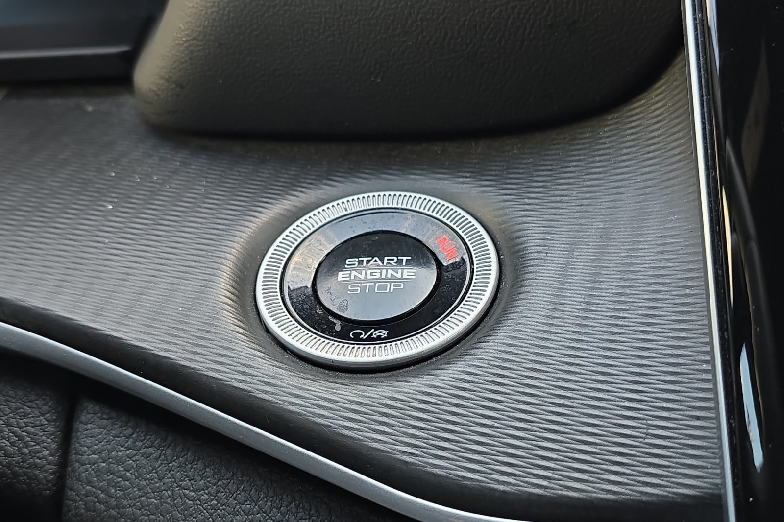 2024 Jeep Grand Cherokee Altitude photo 24