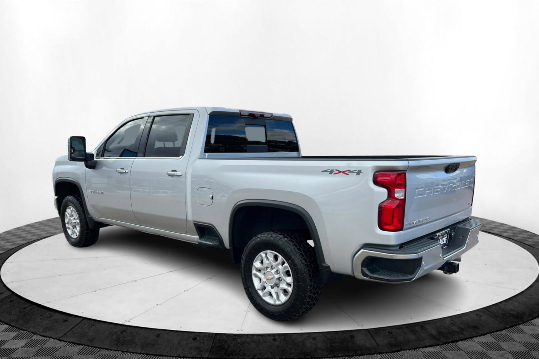 2021 Chevrolet Silverado 3500HD LTZ photo 3