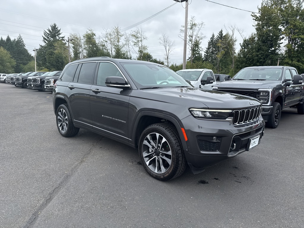 2022 Jeep Grand Cherokee Overland photo 7