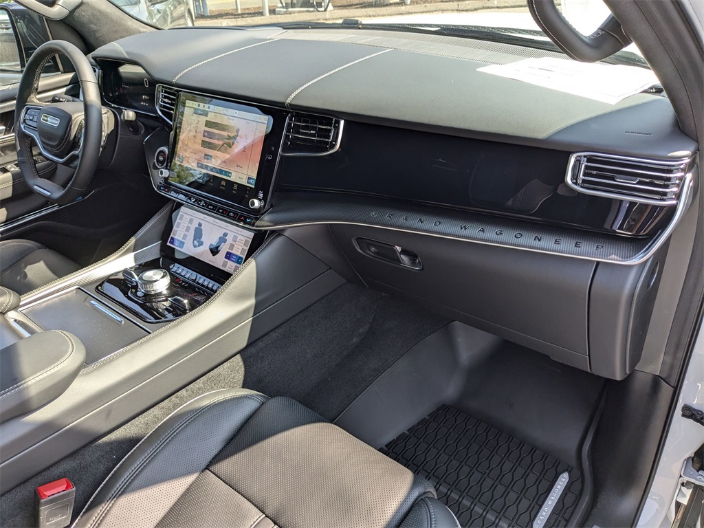 2024 Jeep Grand Wagoneer II photo 29