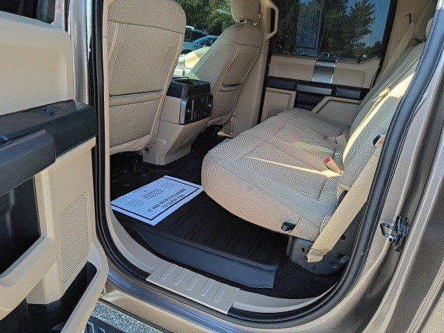 2019 Ford F-150 XLT photo 13