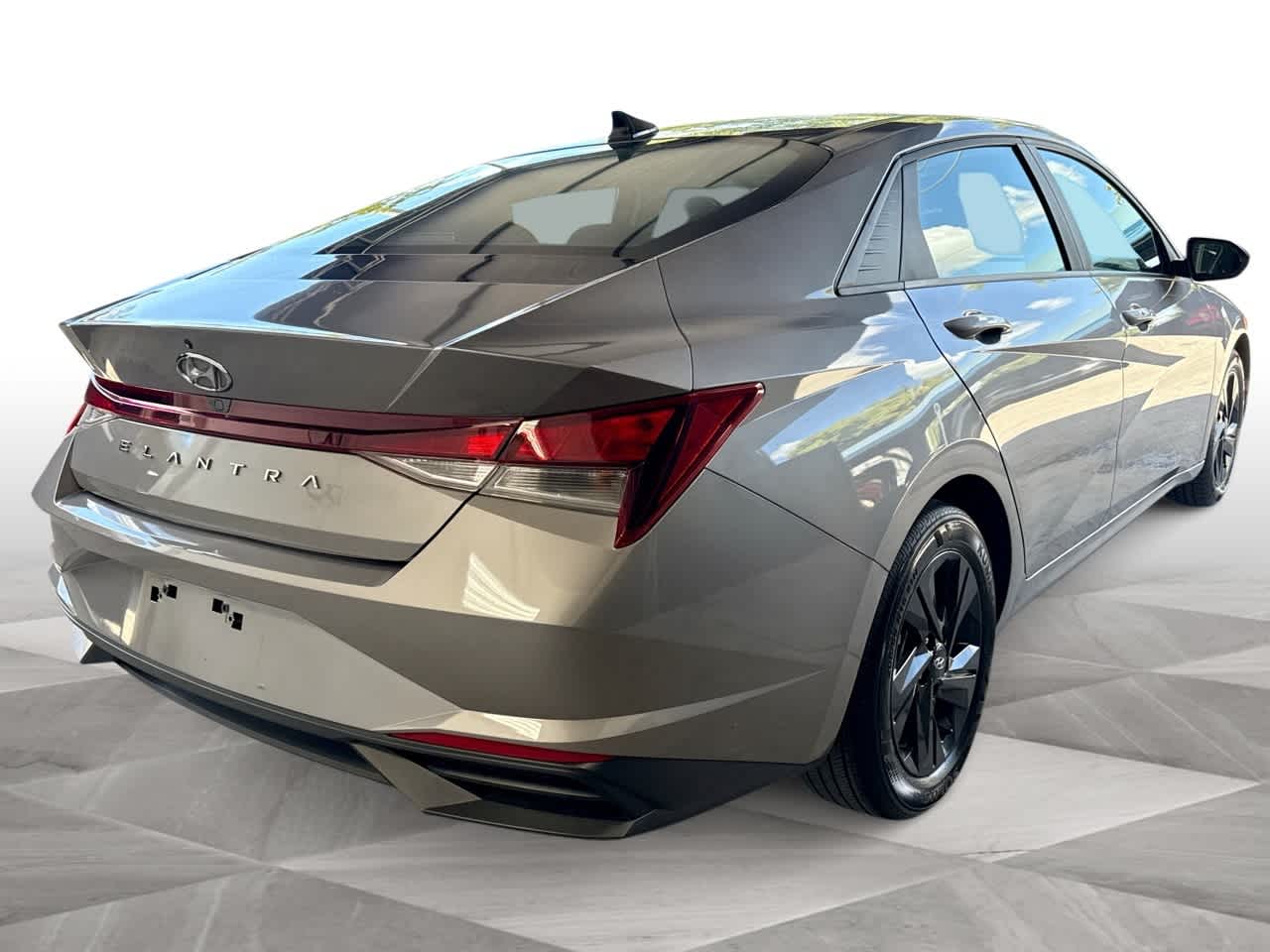 2023 Hyundai Elantra SEL photo 8