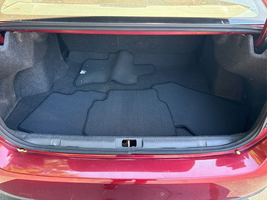 2017 Subaru Impreza 2.0i Premium photo 11
